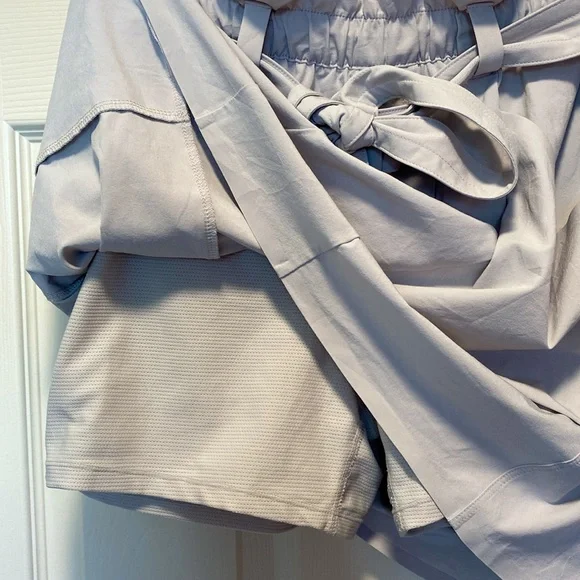 Athleta Skyline Belted Skort EUC - Picture 4 of 8